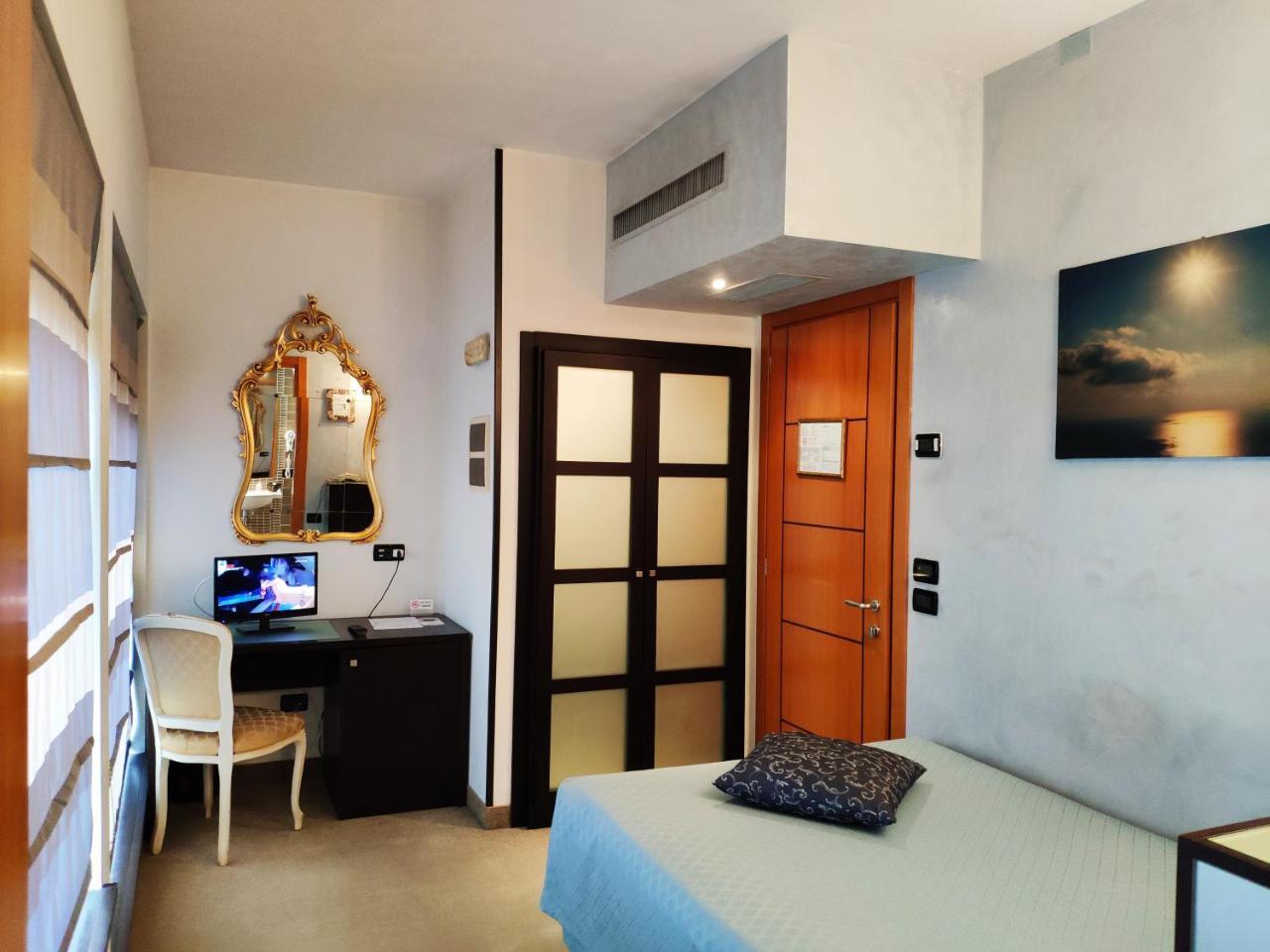 Hotel Feel Inn Venice Airport Exterior foto